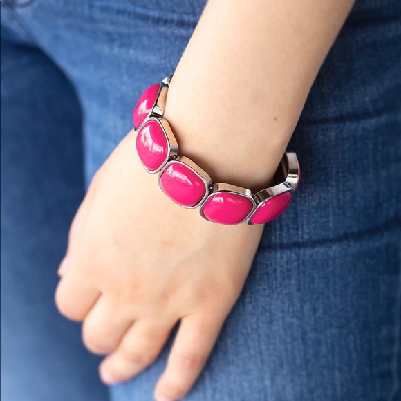Paparazzi Vivacious Volume - Pink Bracelet